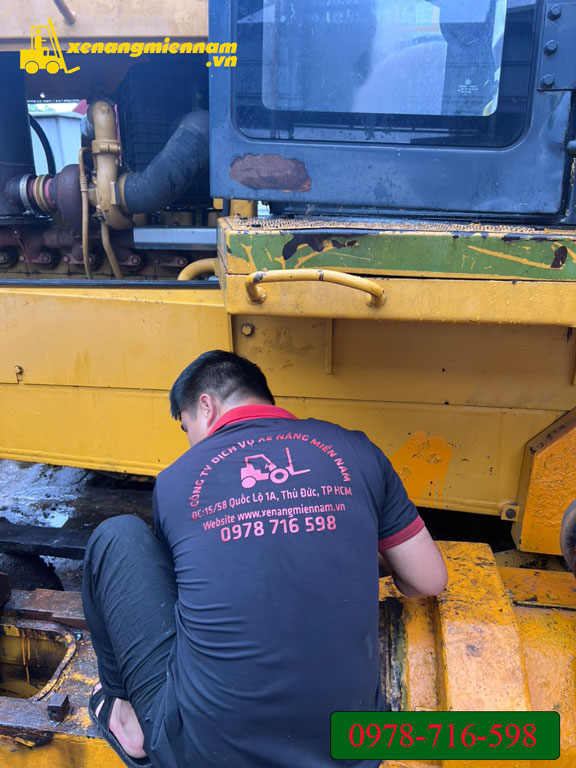 Sửa xe nâng tại cụm công nghiệp Thanh Xuân I, huyện Tân Biên, tỉnh Tây Ninh
