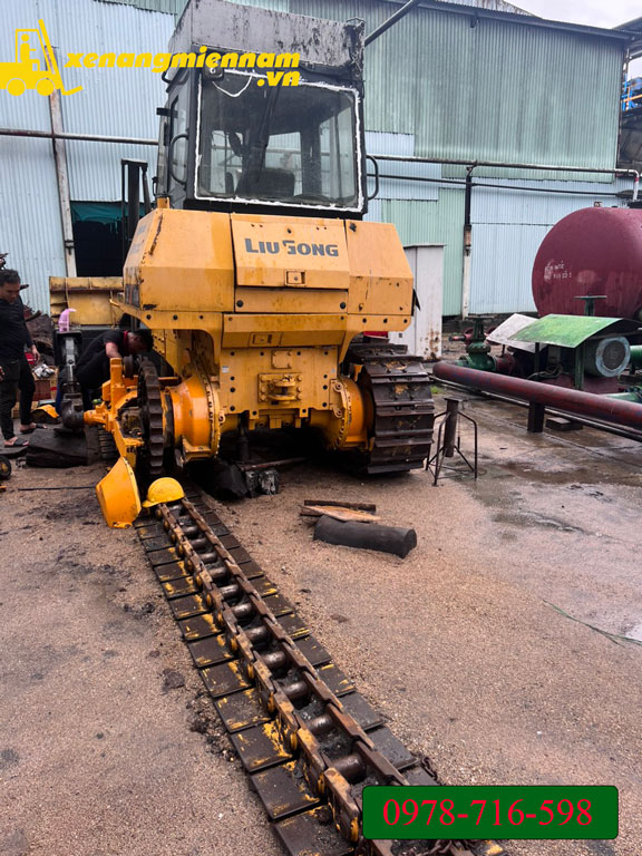 Công ty sửa chữa xe nâng tại cụm KCN Tân Mỹ, thị xã Tân Uyên, tỉnh Bình Dương