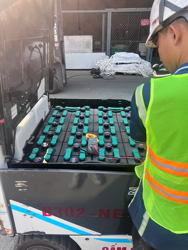 sua-xe-nang-tai-tphcm