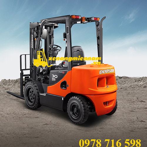 Thay bánh xe nâng tận nơi