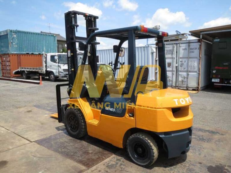 mua-xe-nang-cu-tai-binh-duong