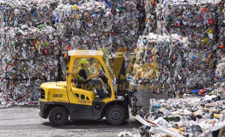 xe-nang-tai-noi-tai-che