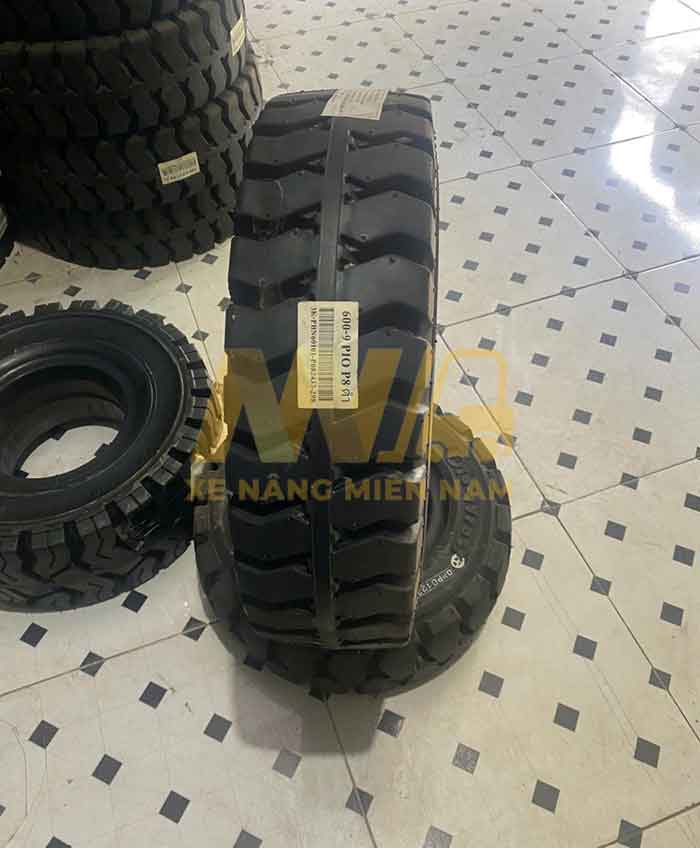 lop-xe-nang-600-9-thai-lan-1