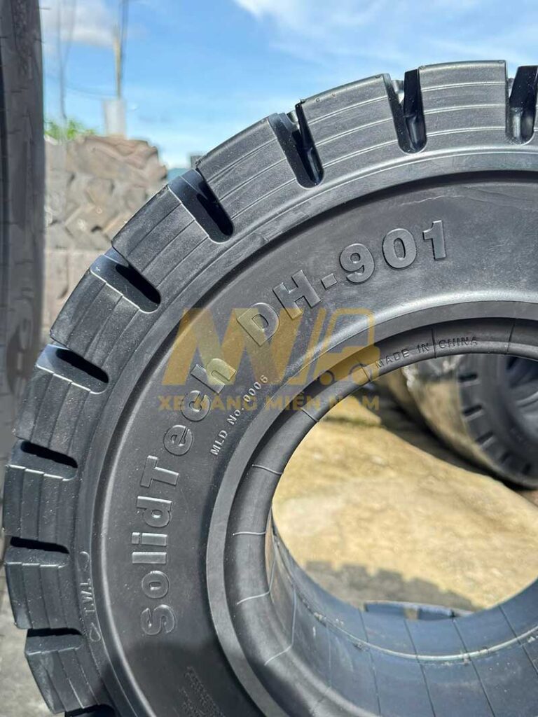 vo-xe-nang-komatsu-2