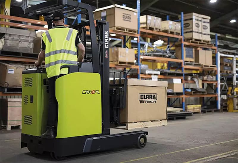 cho-thue-xe-nang-clark-1