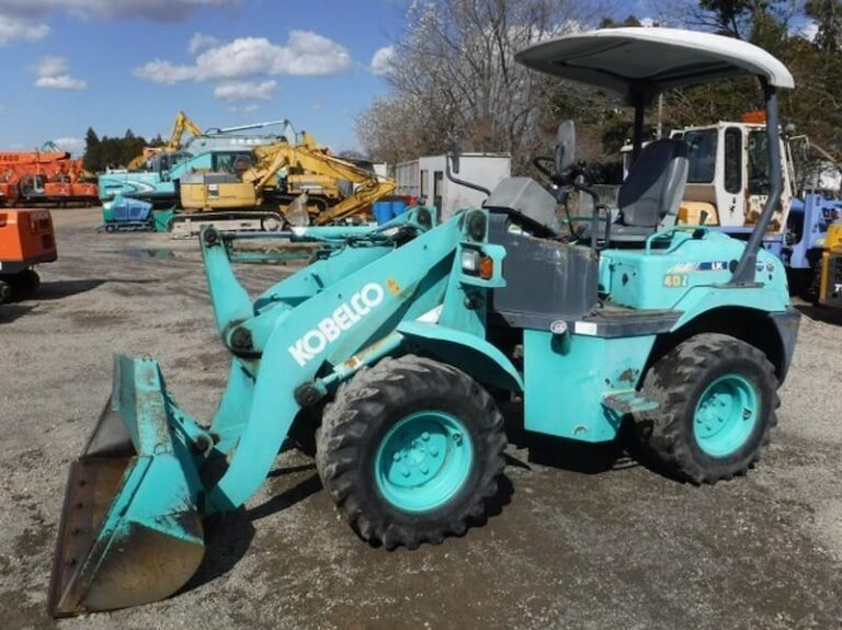 sua-chua-xe-xuc-lat-kobelco